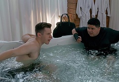 Nolan Gould shirtless in Modern Family 11-10 The Prescott