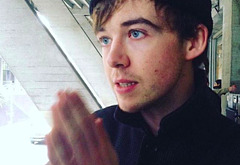 Alex Lawther shirtless and sexy pics