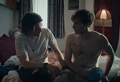 Jackson Gallagher gay kiss in Glitch
