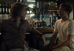 Jackson Gallagher gay kiss in Glitch