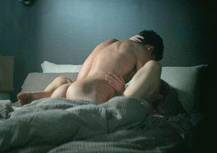 Archie Renaux nude and sex scenes in WAR