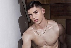 Archie Renaux nude and underwear pics