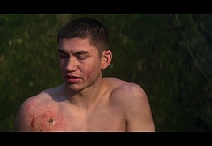 Archie Renaux shirtless scenes in Shadow And Bone