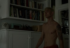 Archie Renaux nudes scenes in Gold Digger
