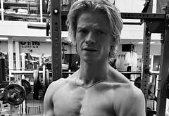 Tom Rhys Harries shirtless and cock bulge pics