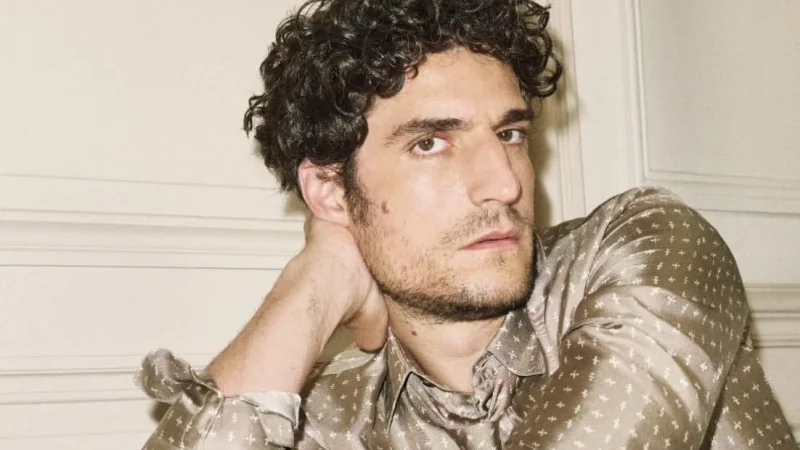 Louis Garrel Nude Dick Uncensored Pics & Hot Sex Videos Collection