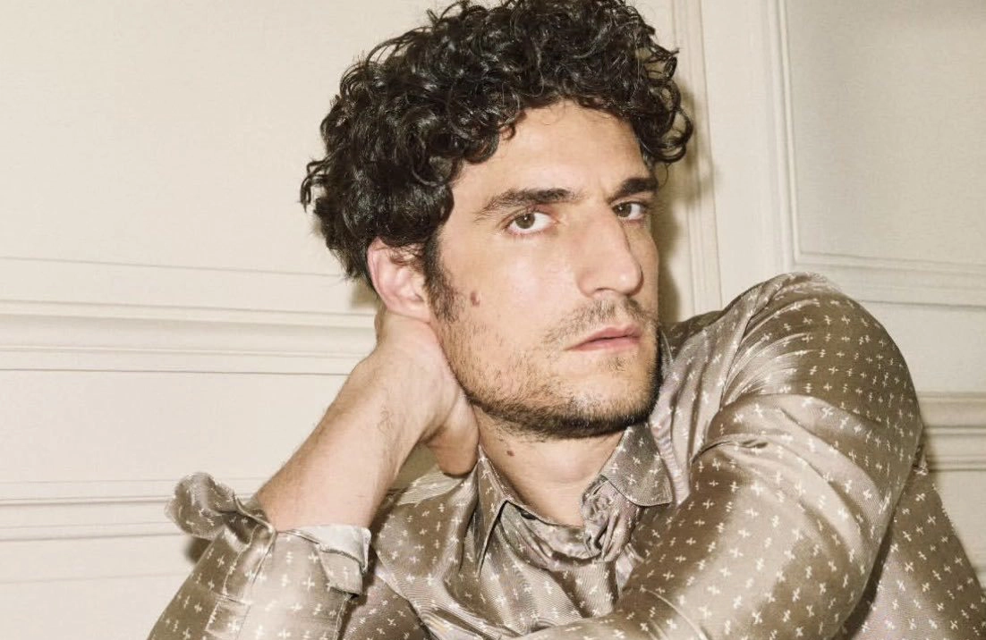 Louis Garrel Nude Dick Uncensored Pics & Hot Sex Videos Collection