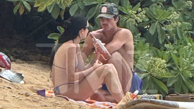 Jacob Elordi Spotted Shirtless During Intimate Beach Outing