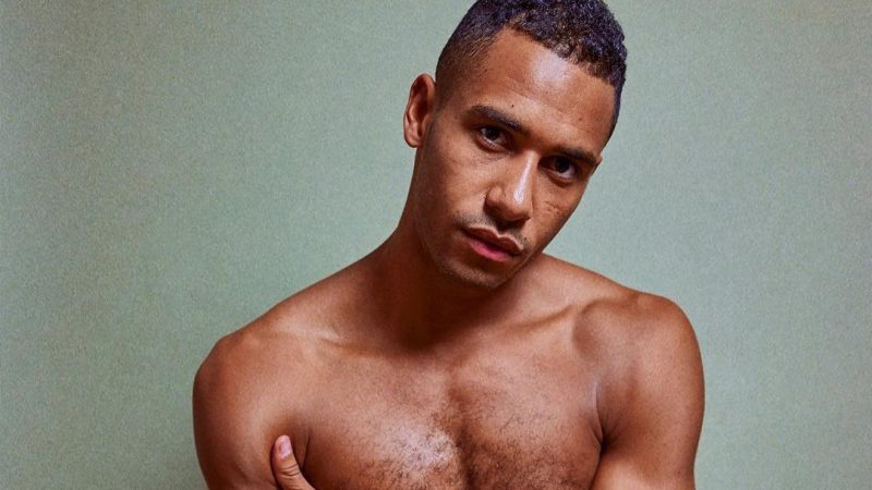 Elliot Knight Nude Selfie Pics & Erotic Gay Videos Collection